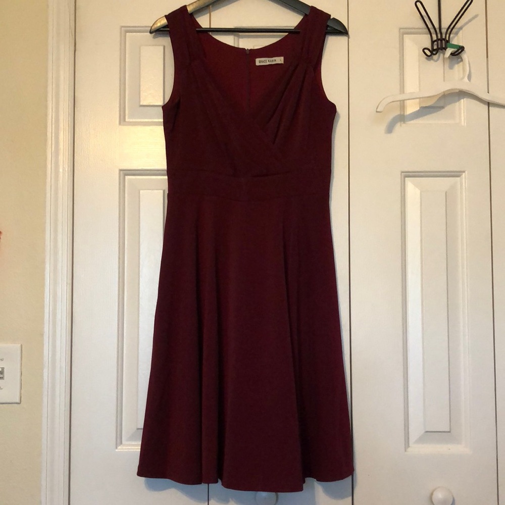 Wine red knee length casual dress